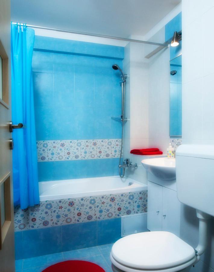 Rainbow Accommodations بوخارست المظهر الخارجي الصورة
